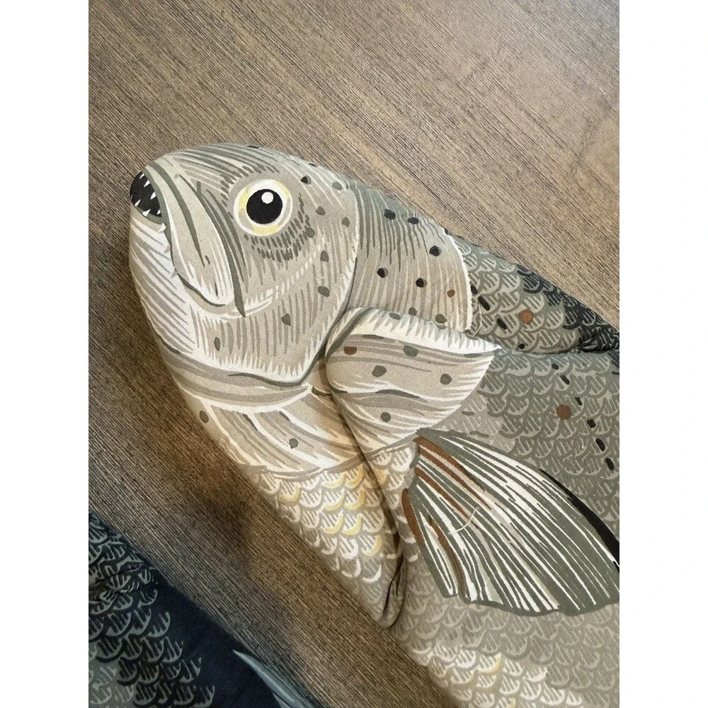 Vintage 1992 Boston Warehouse Trading Corp Fish Oven Mitt Pot Holder Set of 2